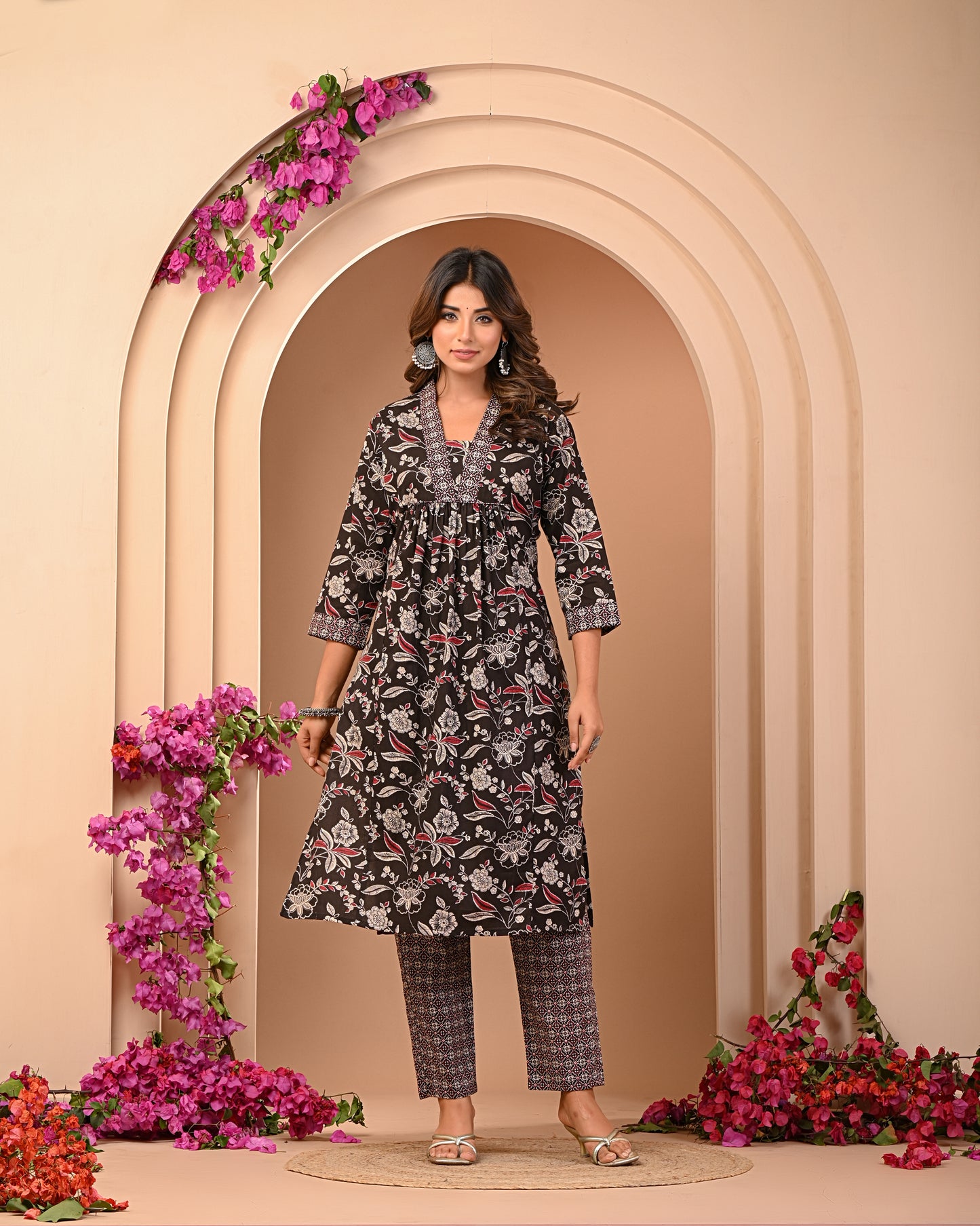 Stunning Kurta and Pant Set For Women Zeus Black Color