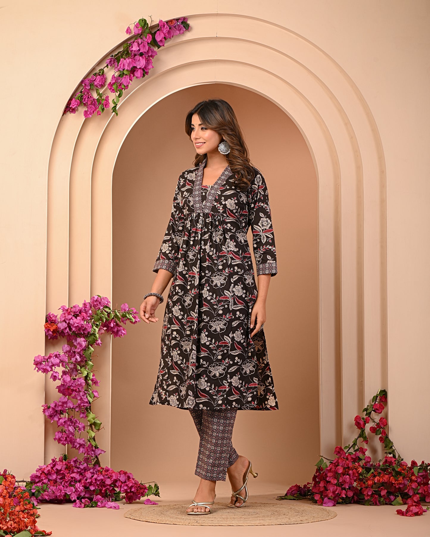 Stunning Kurta and Pant Set For Women Zeus Black Color